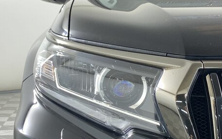 Toyota Land Cruiser Prado 150 рестайлинг 2, 2021 год, 6 949 000 рублей, 10 фотография