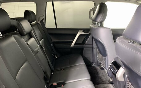 Toyota Land Cruiser Prado 150 рестайлинг 2, 2021 год, 6 949 000 рублей, 17 фотография