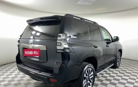 Toyota Land Cruiser Prado 150 рестайлинг 2, 2021 год, 6 949 000 рублей, 5 фотография