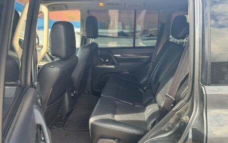 Mitsubishi Pajero IV, 2014 год, 2 950 000 рублей, 7 фотография