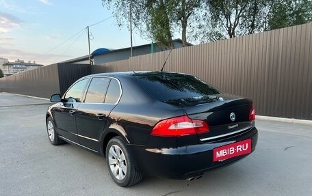 Skoda Superb III рестайлинг, 2009 год, 820 000 рублей, 6 фотография