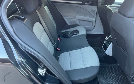 Skoda Superb III рестайлинг, 2009 год, 820 000 рублей, 14 фотография