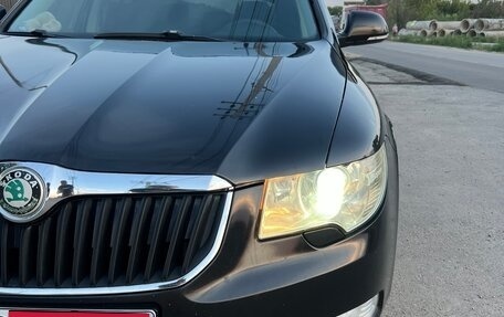 Skoda Superb III рестайлинг, 2009 год, 820 000 рублей, 27 фотография