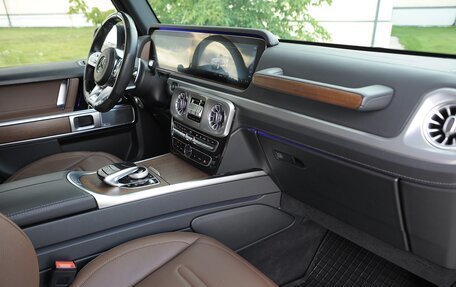 Mercedes-Benz G-Класс W463 рестайлинг _iii, 2022 год, 12 990 000 рублей, 16 фотография