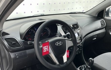 Hyundai Solaris II рестайлинг, 2013 год, 795 000 рублей, 15 фотография