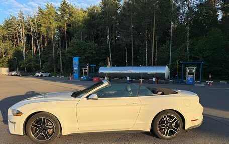 Ford Mustang VI рестайлинг, 2018 год, 2 550 000 рублей, 3 фотография