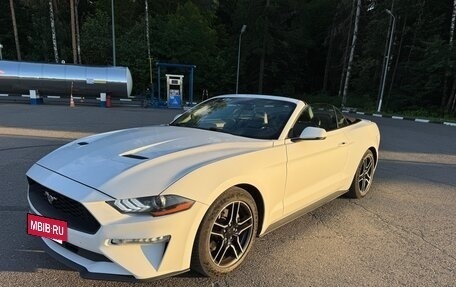 Ford Mustang VI рестайлинг, 2018 год, 2 550 000 рублей, 2 фотография