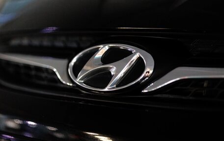 Hyundai Solaris II рестайлинг, 2011 год, 990 000 рублей, 15 фотография