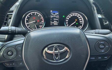 Toyota Camry, 2021 год, 2 700 000 рублей, 35 фотография