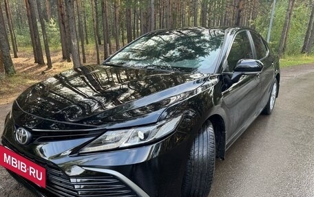 Toyota Camry, 2021 год, 2 700 000 рублей, 27 фотография