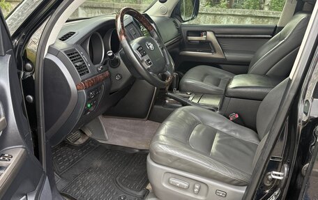 Toyota Land Cruiser 200, 2010 год, 2 700 000 рублей, 8 фотография