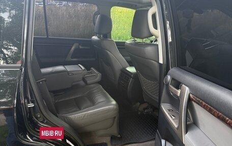 Toyota Land Cruiser 200, 2010 год, 2 700 000 рублей, 12 фотография