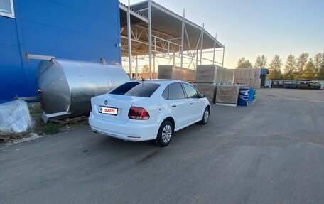 Volkswagen Polo VI (EU Market), 2017 год, 650 000 рублей, 2 фотография