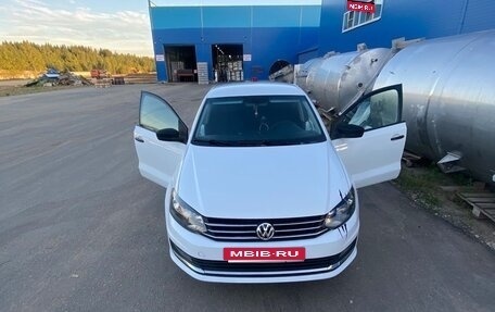 Volkswagen Polo VI (EU Market), 2017 год, 650 000 рублей, 6 фотография