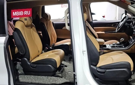 KIA Carnival, 2021 год, 2 780 000 рублей, 9 фотография