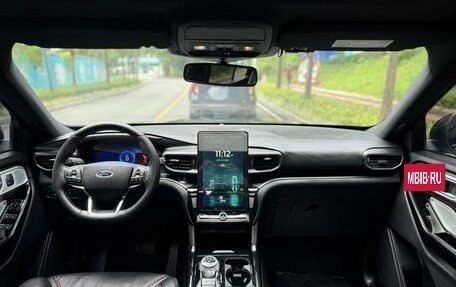 Ford Explorer VI, 2022 год, 2 670 000 рублей, 11 фотография