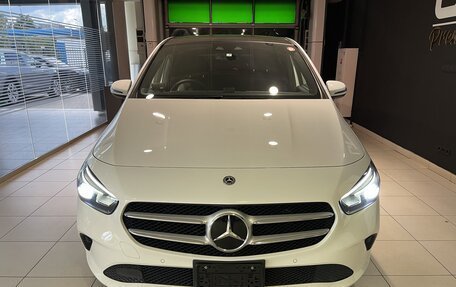 Mercedes-Benz B-Класс, 2019 год, 2 050 000 рублей, 2 фотография