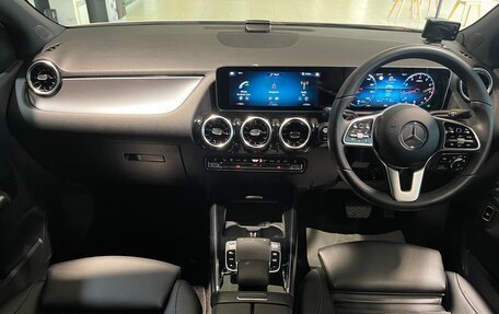 Mercedes-Benz B-Класс, 2019 год, 2 050 000 рублей, 12 фотография