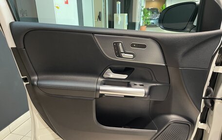 Mercedes-Benz B-Класс, 2019 год, 2 050 000 рублей, 17 фотография