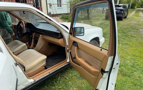 Mercedes-Benz W124, 1986 год, 359 000 рублей, 11 фотография