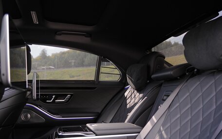 Mercedes-Benz S-Класс, 2023 год, 14 900 000 рублей, 17 фотография