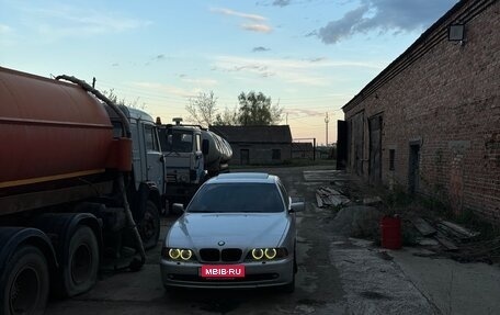 BMW 5 серия, 2001 год, 740 000 рублей, 2 фотография