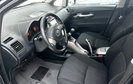 Toyota Auris II, 2008 год, 800 000 рублей, 17 фотография