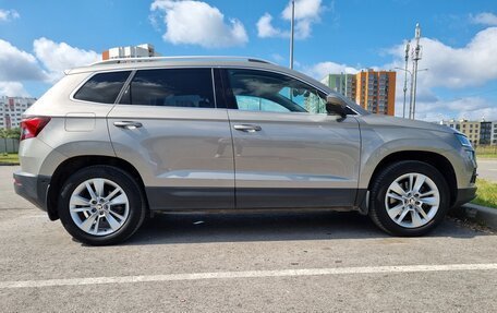 Skoda Karoq I, 2021 год, 2 700 000 рублей, 2 фотография