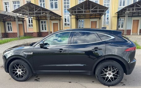 Jaguar E-Pace, 2019 год, 2 450 000 рублей, 4 фотография