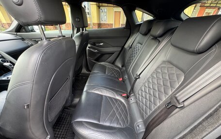 Jaguar E-Pace, 2019 год, 2 450 000 рублей, 10 фотография