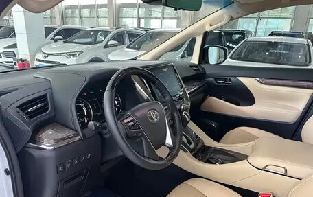 Toyota Alphard III, 2022 год, 9 073 035 рублей, 21 фотография