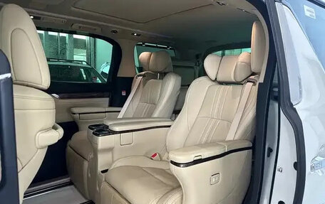 Toyota Alphard III, 2022 год, 9 073 035 рублей, 22 фотография