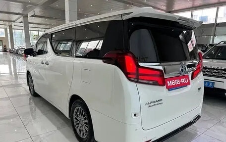 Toyota Alphard III, 2022 год, 9 073 035 рублей, 16 фотография