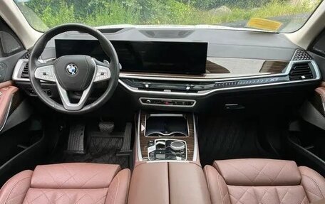 BMW X7, 2023 год, 8 975 600 рублей, 13 фотография