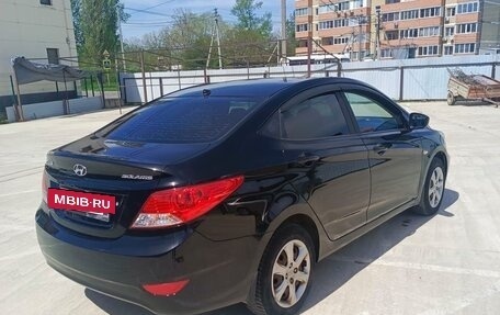 Hyundai Solaris II рестайлинг, 2012 год, 750 000 рублей, 7 фотография