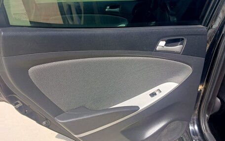 Hyundai Solaris II рестайлинг, 2012 год, 750 000 рублей, 13 фотография