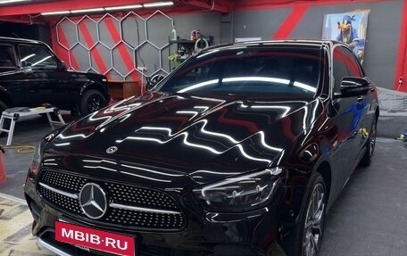 Mercedes-Benz E-Класс, 2021 год, 4 058 000 рублей, 1 фотография