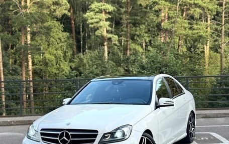 Mercedes-Benz C-Класс, 2012 год, 1 218 000 рублей, 1 фотография
