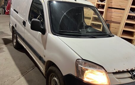 Peugeot Partner II рестайлинг 2, 2010 год, 410 000 рублей, 8 фотография