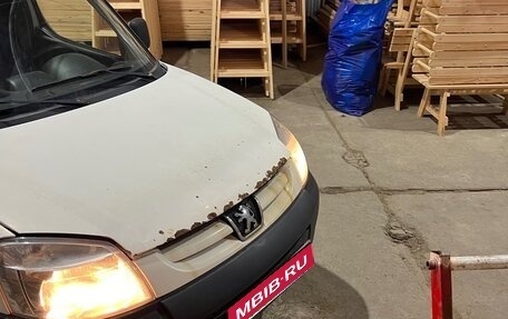 Peugeot Partner II рестайлинг 2, 2010 год, 410 000 рублей, 9 фотография