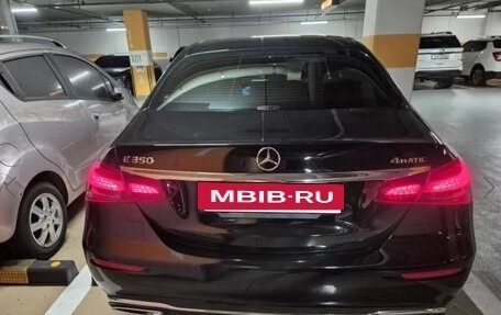 Mercedes-Benz E-Класс, 2021 год, 3 200 000 рублей, 2 фотография