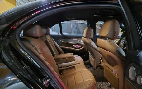 Mercedes-Benz E-Класс, 2021 год, 3 200 000 рублей, 9 фотография