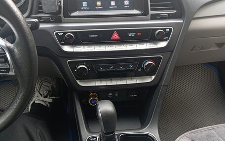 Hyundai Sonata VII, 2018 год, 980 000 рублей, 5 фотография