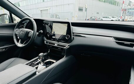 Lexus RX IV рестайлинг, 2025 год, 7 650 000 рублей, 15 фотография