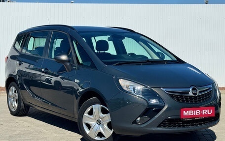 Opel Zafira C рестайлинг, 2014 год, 1 250 000 рублей, 4 фотография