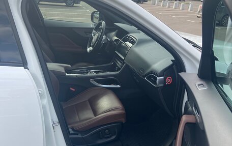 Jaguar F-Pace, 2016 год, 3 500 000 рублей, 11 фотография