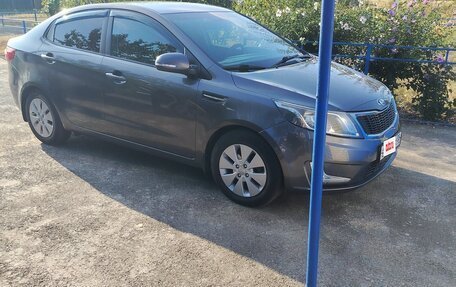 KIA Rio III рестайлинг, 2014 год, 850 000 рублей, 2 фотография