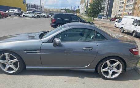Mercedes-Benz SLK-Класс, 2015 год, 3 300 000 рублей, 5 фотография