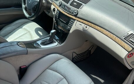 Mercedes-Benz E-Класс, 2002 год, 660 000 рублей, 5 фотография