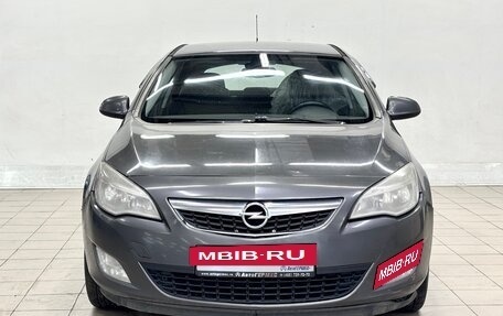 Opel Astra J, 2010 год, 430 000 рублей, 2 фотография